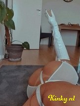 laryssa-prive-ontvangst-via-kinky-62a1eb241b7622001a26f43d