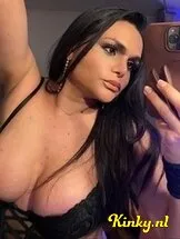 laryssa-prive-ontvangst-via-kinky-67e67db689067e0014622c3a