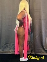 suzyella-escort-via-kinky-62e65b38661f1e00195f10f6