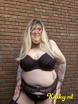marloes-virtual-sex-via-kinky-67b0f453be7e4b00133e20ad