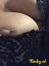 Monica - TERUG VAN VAKANTIE geile milf met DUBBEL D