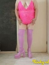 sabrina-virtual-sex-via-kinky-692429005a625a00138af491