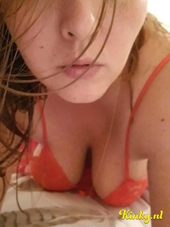 denise-virtual-sex-via-kinky-62bca87d12abaf0019fa6cc6