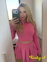 nina-virtual-sex-via-kinky-699210a4b91c4c00131f95e6