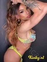 lizzy-prive-ontvangst-via-kinky-666b7767b2bb7e001a9bf811