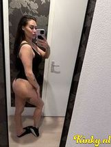 loesje-escort-via-kinky-690141bda9c49d0013965e2c