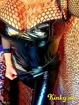 lila-bdsm-via-kinky-67dc0a7946faff0013b0ac58