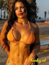 Amy - Horney Costa Rican bilingüe Model Party girl