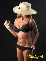 Silvie - Silvie slank spontaan blond cup d