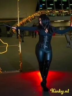 akimi-bdsm-via-kinky-65c9de17ebb517001af55cc2