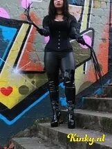 akimi-bdsm-via-kinky-66215ddf3bf29f001bb057f3