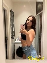 Karen - Welcum enjoy with me