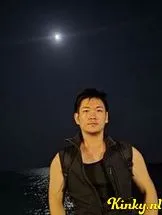 aben-erotische-massage-via-kinky-684c3dd0375bfd001318e56b