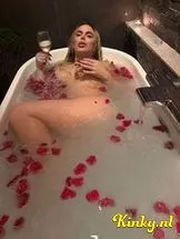 kylie-prive-ontvangst-via-kinky-696e215286b1a50012fef329