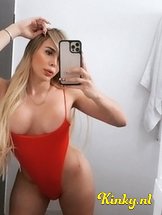 kylie-prive-ontvangst-via-kinky-631a4aced936d200124b6d59
