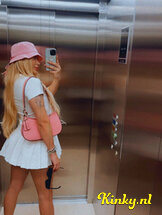 kylie-prive-ontvangst-via-kinky-66cc418492449c00139c4350