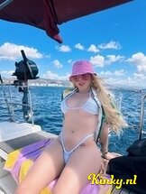 kylie-prive-ontvangst-via-kinky-6638c25bd1f82d001a337a23