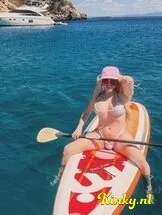 kylie-prive-ontvangst-via-kinky-6638c25bcb4bdb00198a7741