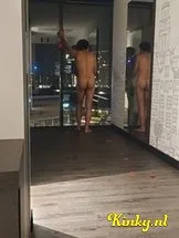 milan-prive-ontvangst-via-kinky-631b996ad936d200124b703d