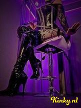 meesteres-tayra-bdsm-via-kinky-693693e182ca2200139e42bb