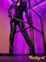 meesteres-tayra-bdsm-via-kinky-697b77cdbe88c300149a9ab7
