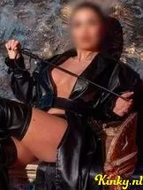 chantall-bdsm-via-kinky-68ee2d936414c600131a68d9