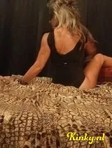 Sterre - Tantra Massage Let it Go Let it Flow