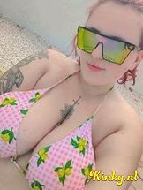 pleun-virtual-sex-via-kinky-696e7d91baaf3f00136bea66