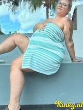 pleun-virtual-sex-via-kinky-6925d654f65b700013934716