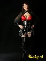 mrs-donna-bdsm-via-kinky-6800fed488e8e7001301df0e