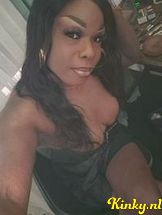 nikki-prive-ontvangst-via-kinky-69035ede2ae1c7001222e670