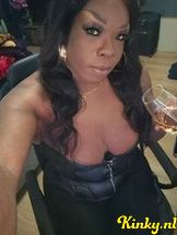 nikki-prive-ontvangst-via-kinky-68fe430d5a625a00138aaaab