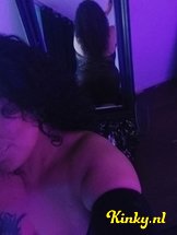 zoey-prive-ontvangst-via-kinky-6373b48c8ccbec00122ca500