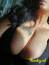 zoey-prive-ontvangst-via-kinky-65044e45fd598e0019da277d