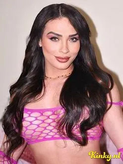 louisa-prive-ontvangst-via-kinky-6942914ab4d7b1001419c2e1