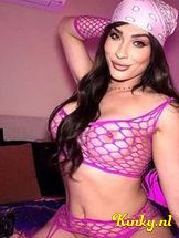 louisa-prive-ontvangst-via-kinky-692ffb4d12db200013294238