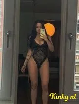 lorena-erotische-massage-via-kinky-693c3744d30fad0013613061