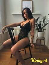 lorena-erotische-massage-via-kinky-693c37476578fb001393a160