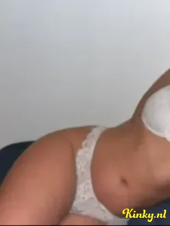 carmen-escort-via-kinky-69b5460bc94d150013e6e8c3