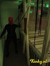 donna-bdsm-via-kinky-677d91007ddc4f0013c749ea