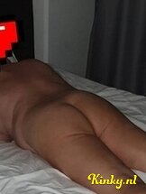 jonh-erotische-massage-via-kinky-665d7e237bb939001a25c8a1