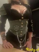 mevrouw-chelsea-bdsm-via-kinky-68d6b467034a850013ea9db8