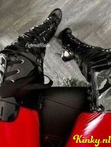 Emma - Meesteres EmmaRain -Jouw strenge en sensuele Godin