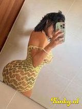 Luna - Hot pary girl