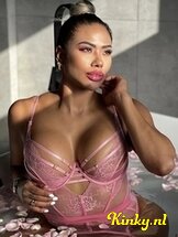 juliana-prive-ontvangst-via-kinky-64e0aef37e090500199db1f4