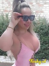 Anita - queen of oral