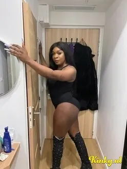 ashley-prive-ontvangst-via-kinky-67289daeaa059c0013a96118