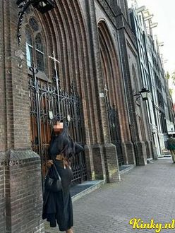 violetta-prive-ontvangst-via-kinky-68e62217918ef40013943f7a