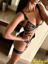 violetta-prive-ontvangst-via-kinky-69028e985a625a00138ab4dd