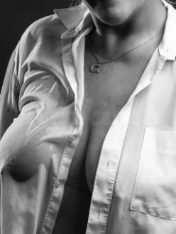 simone-erotische-massage-via-kinky-69b2c9604f5ec300139def08